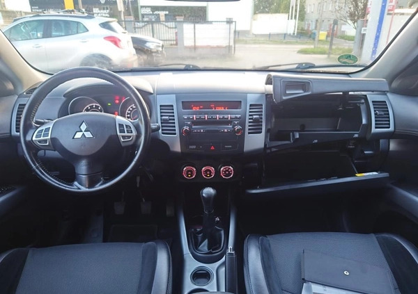 Mitsubishi Outlander cena 37900 przebieg: 171000, rok produkcji 2010 z Zgierz małe 596